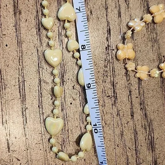 Kids play necklaces orange and yellow - Picture 5 of 7